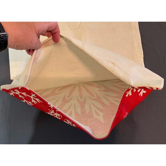 Holiday Winter Pillow Bench Pillow Covers Red Set of 4 New Cases COVER ONLY - Picture 8 of 9